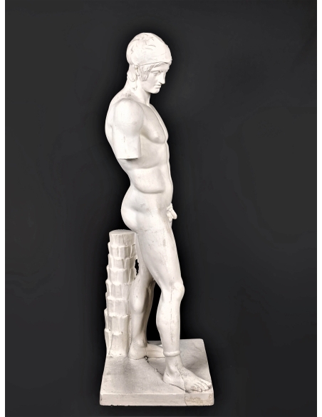 Statue du dieu Mars ou Arès Borghèse - Musée du Louvre - statue grandeur nature Statue du dieu Mars ou Arès Borghèse - Musée du Louvre - statue grandeur nature