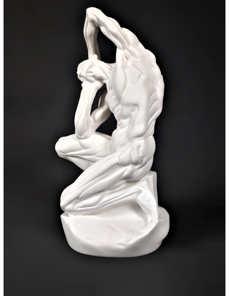 Écorché accroupi par Pierre Puget (anciennement attribué à Michel Ange)