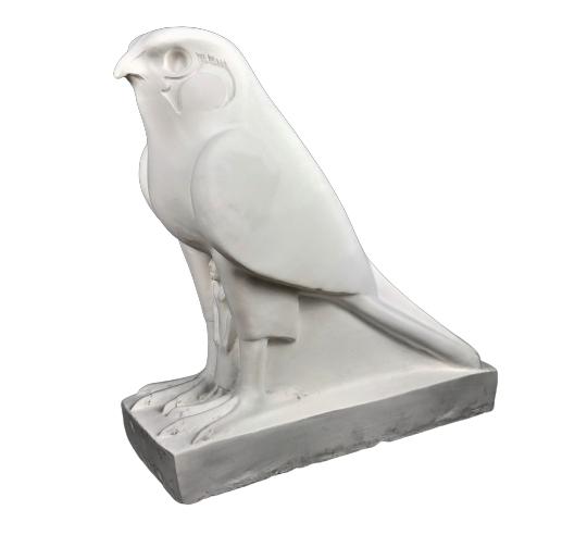 Estatua del Rey Nectanebo II protegido por Horus