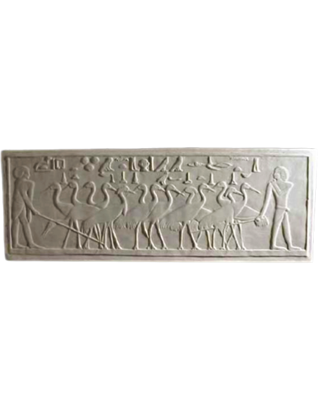 Bajo relieve egipcio - necrópolis de Saqqara Mastaba de Ti - pastores rodeando garzas Bajo relieve egipcio - necrópolis de Saqqara Mastaba de Ti - pastores rodeando garzas
