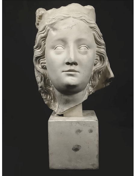 Bust of the Virgin Mary - Cathedral of Notre Dame de Paris