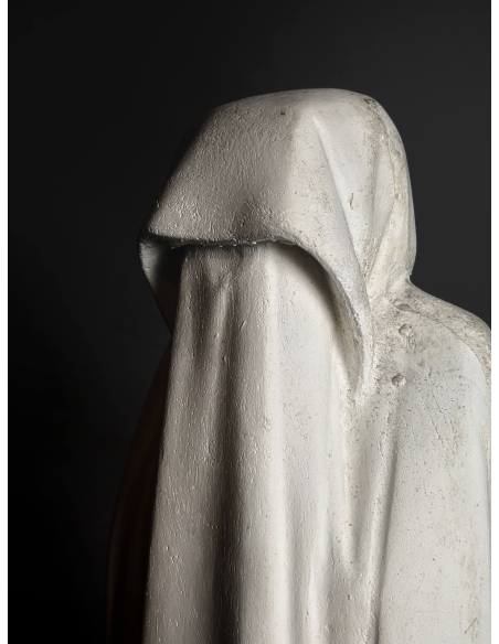 Estatua de Llorón velado, escondiendo su rostro por Jean de Cambrai