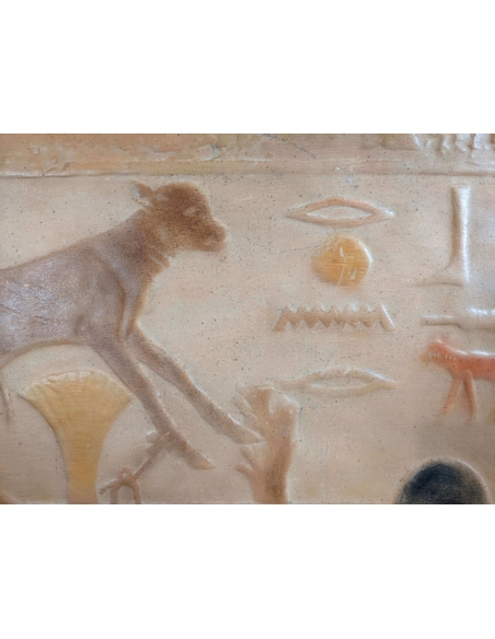 Bas relief égyptien - nécropole de Saqqara Mastaba de Ti - Scène d'élevage et traite de vache