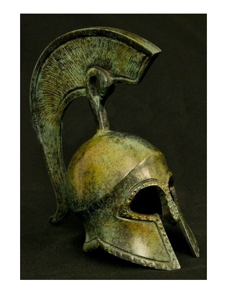 Casco griego antiguo en bronce Casco griego antiguo en bronce