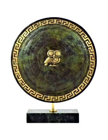 Bouclier athénien de la Grèce antique (avec le symbole de la déesse Athéna)