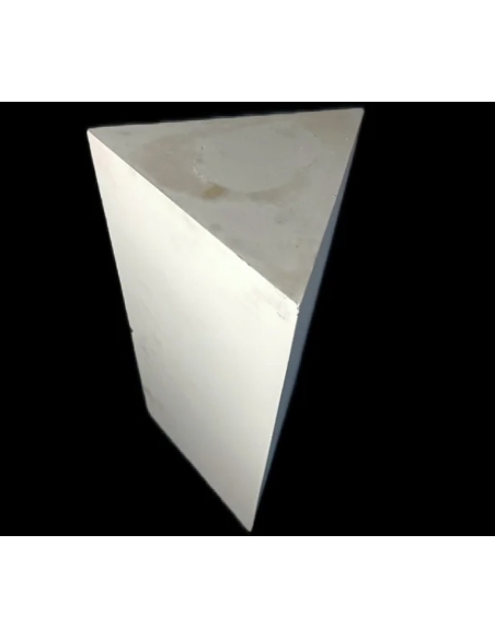 Prisme grand modèle sculpture géométrique 3D