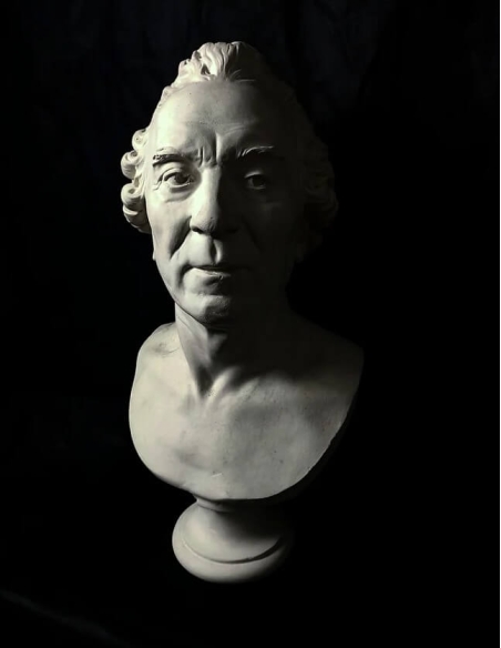 Bust of the Count of Buffon by Jean-Antoine Houdon.