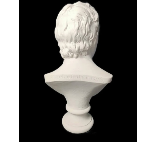 Bust of Denis Diderot by Jean-Antoine Houdon.