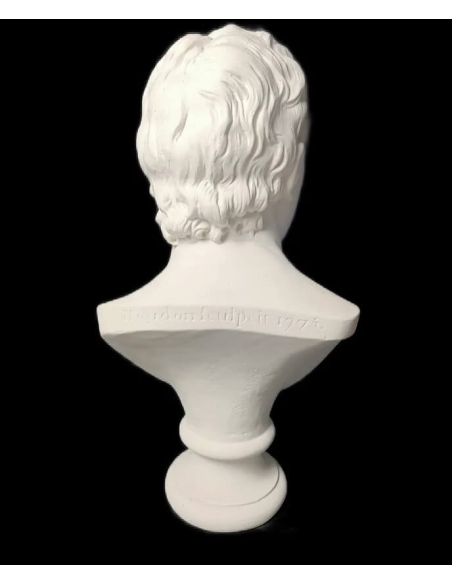 Bust of Denis Diderot by Jean-Antoine Houdon.