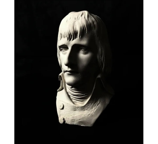 Busto del joven general Bonaparte según...