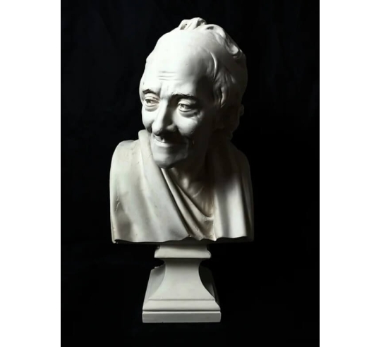 Buste de François-Marie Arouet, dit Voltaire...