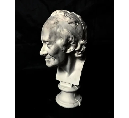 Busto de François-Marie Arouet, llamado...