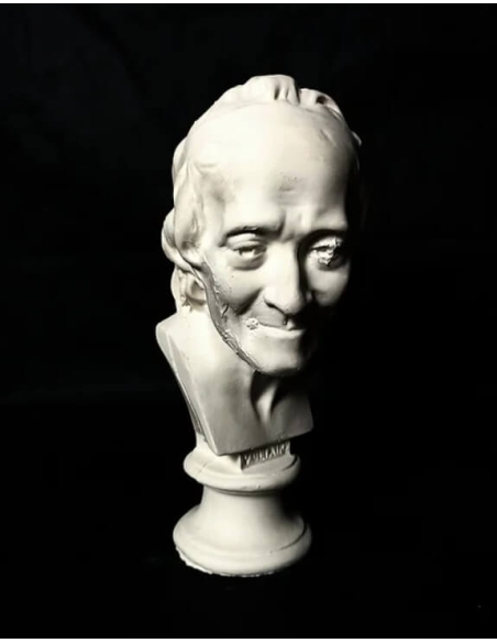 Busto de François-Marie Arouet, llamado Voltaire, según Jean-Antoine Houdon.