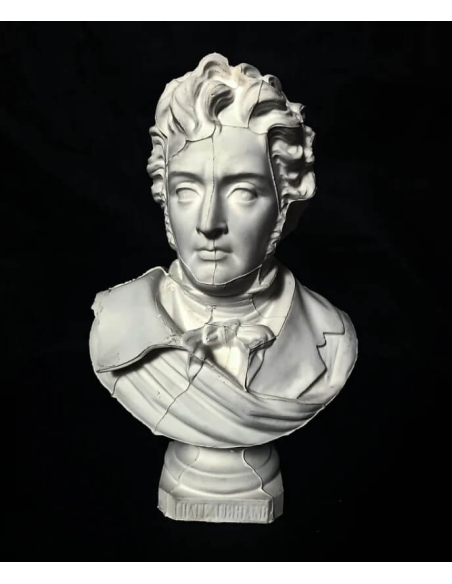 Busto de François René vizconde de Chateaubriand conocido como Chateaubriand.