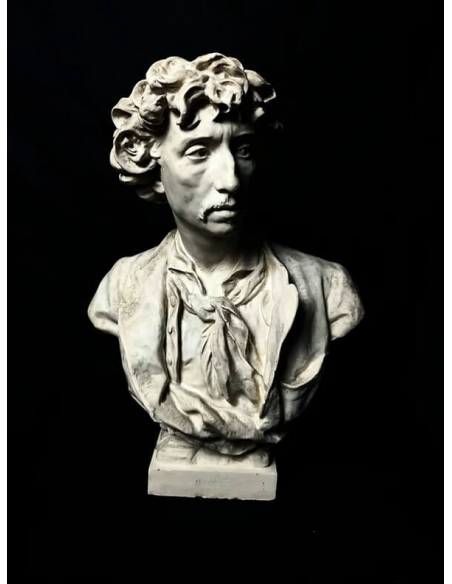 Buste de Charles Garnier d'après Jean-Baptiste Carpeaux.