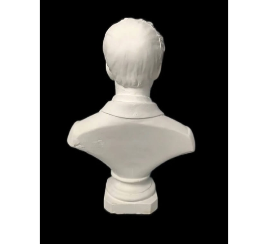 Bust of Alphonse de Lamartine.