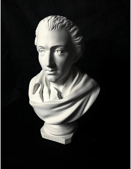 Bust of Wolfgang Amadeus Mozart.