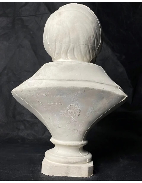 Bust of Gioachino Rossini.