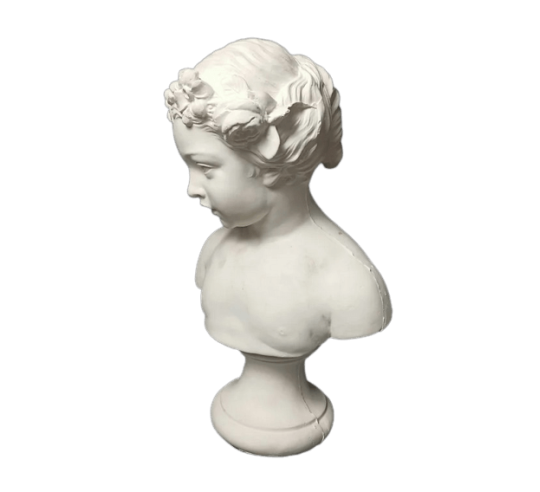 Buste de jeune fille le printemps d'après...