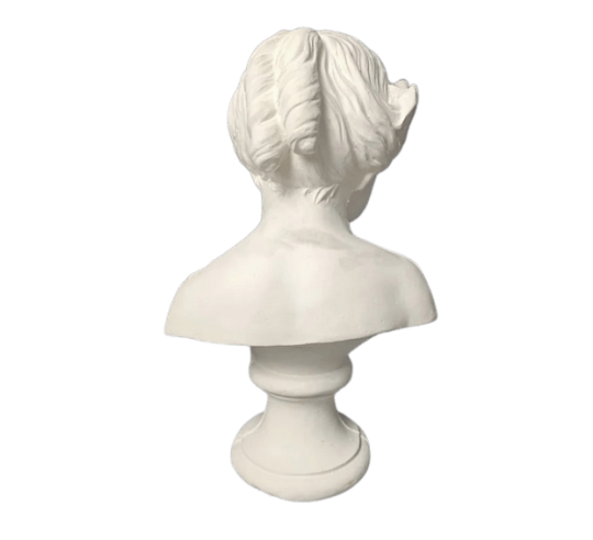 Buste de jeune fille le printemps d'après...