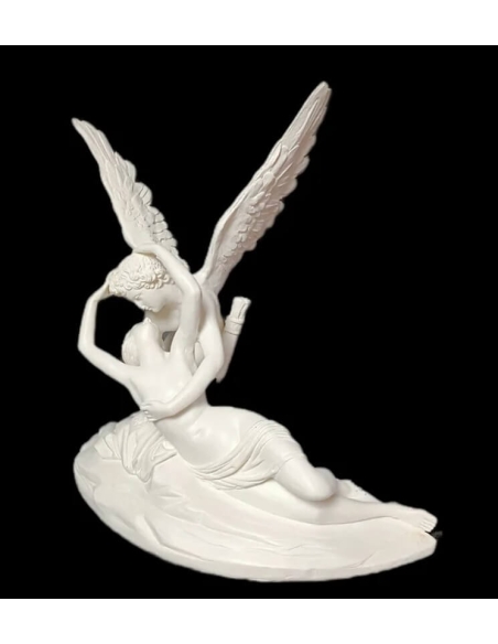 Estatua de Psique Reanimada por el Beso del Amor, o El Beso segun Antonio Canova.
