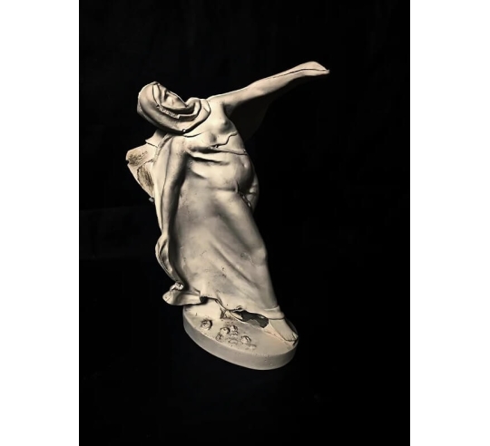 Estatuilla de la Bailarina según Jules Bonnaffe