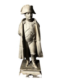 Statuette de Napoléon Bonaparte debout les mains...