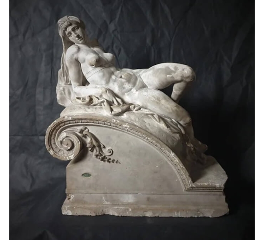 Statue de L'Aurore d'après Michel Ange
