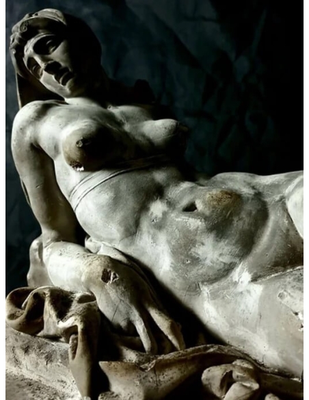 Statue de L'Aurore d'après Michel Ange