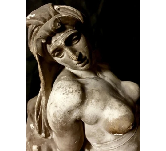 Statue de L'Aurore d'après Michel Ange