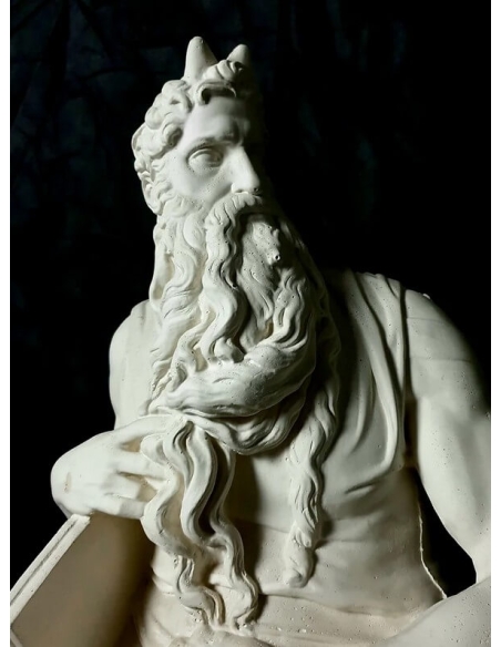 Estatua de Moisés segun Miguel Ángel