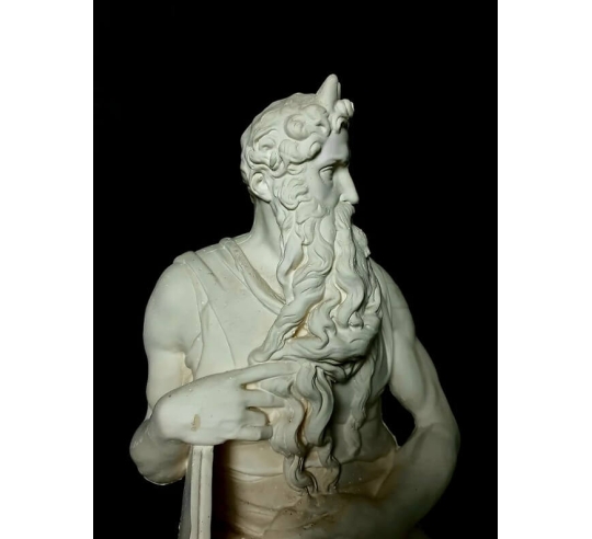 Estatua de Moisés segun Miguel Ángel
