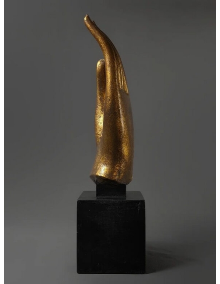 Estatua Mano de Buda