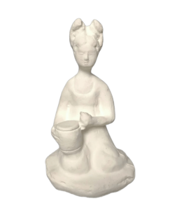 Statuette de Musicienne assise jouant du tambour, style...