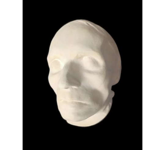 Masque mortuaire de Beethoven sur son lit de mort.
