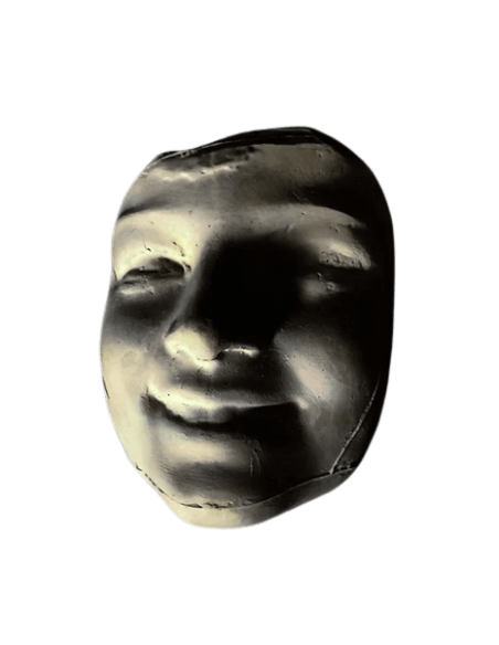 Masque de La Rieuse aux Roses d'après Jean-Baptiste Carpeaux.