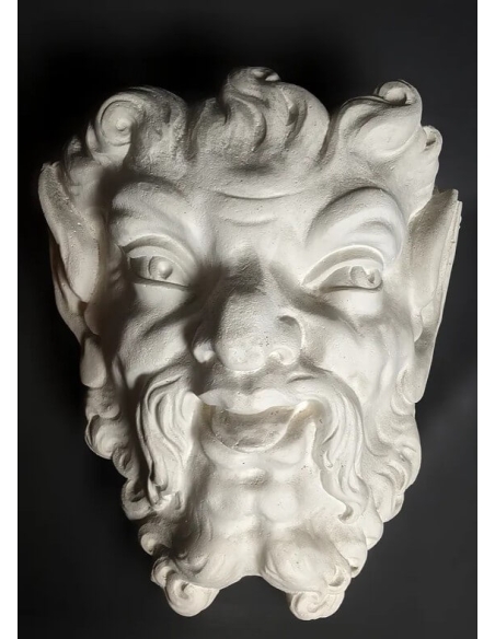 Máscara de fauno travieso.