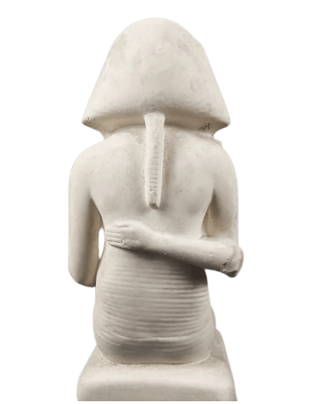 Estatuilla del rey faraón de Egipto Amenhotep IV, o Akenatón décimo faraón de la XVIII dinastía.