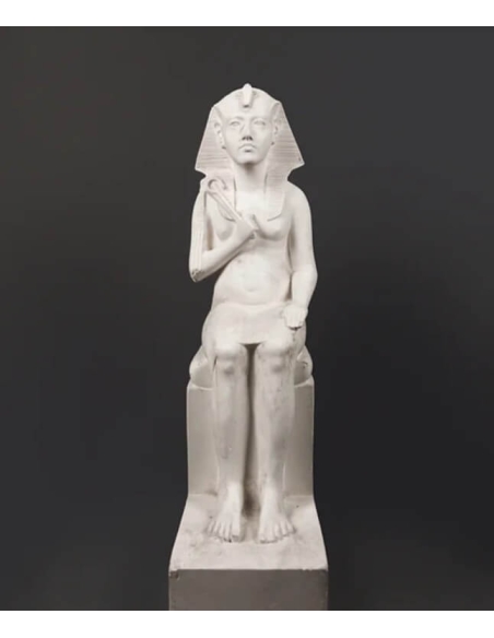 Estatuilla del rey faraón de Egipto Amenhotep IV, o Akenatón décimo faraón de la XVIII dinastía.