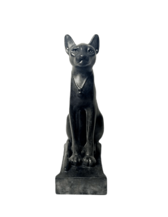 Statuette de la déesse Bastet au collier.