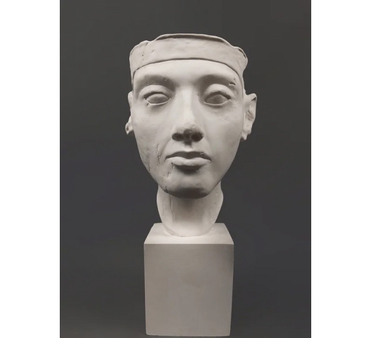Tête du roi Pharaon d'Égypte Aménophis IV,...