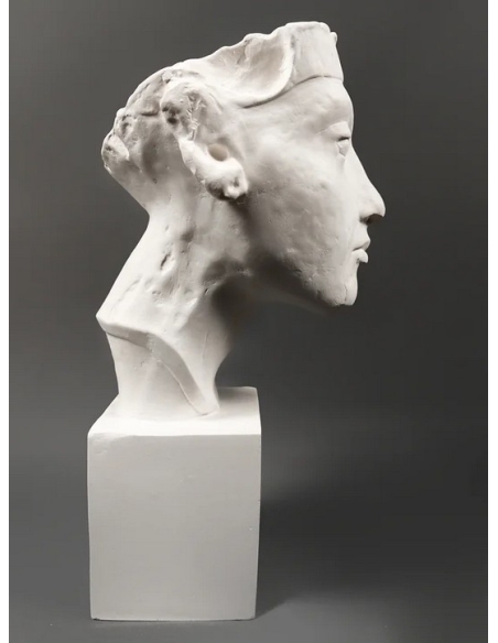 Head of the Egyptian Pharaoh King Amenophis IV, Berlin Museum.