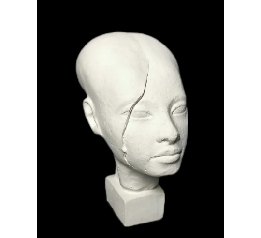 Busto de Meritatón, princesa de Egipto, Hija de...