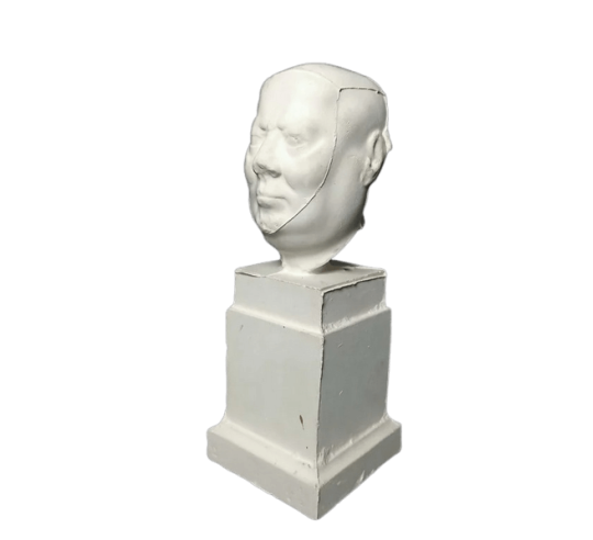 Tête de statue masculine de l'Égypte ancienne,...