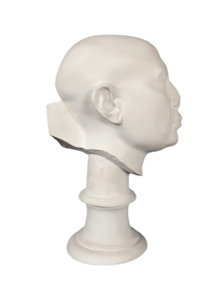 Head of a male statue known as the Berlin Green Head, Egyptian Museum, Berlin.