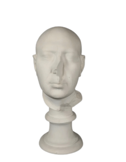 Tête de statue masculine dite Tête verte de Berlin, musée...