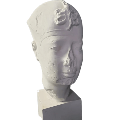 Cabeza del faraón egipcio Rey Apries, Museo del...