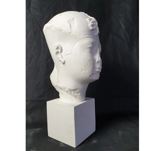 Cabeza del faraón egipcio Rey Apries, Museo del...