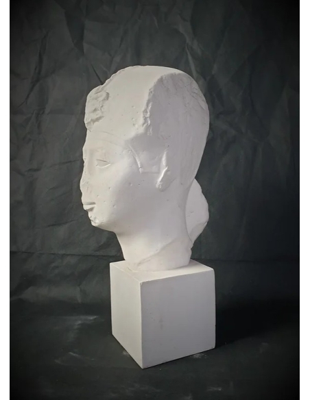 Cabeza del faraón egipcio Rey Apries, Museo del Louvre.