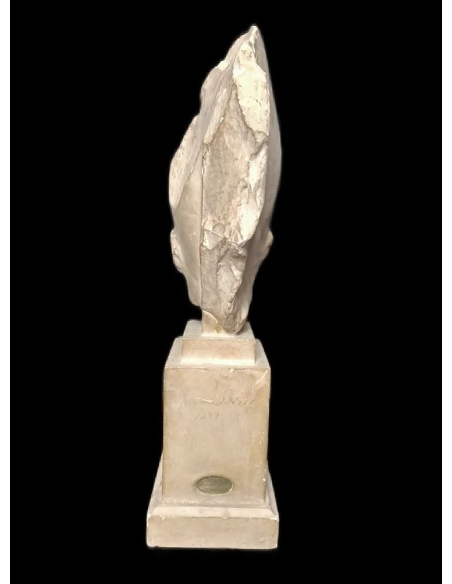 Tête du roi Pharaon d'Égypte Psammétique III représenté sous la forme du dieu Osiris.